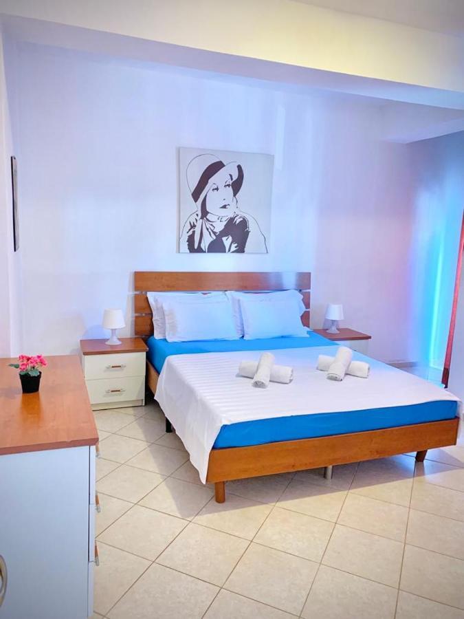 Saranda Port View Apartments Ngoại thất bức ảnh